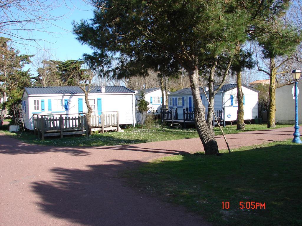 Camping Barataud Saint-Denis-d'Oleron Exterior photo